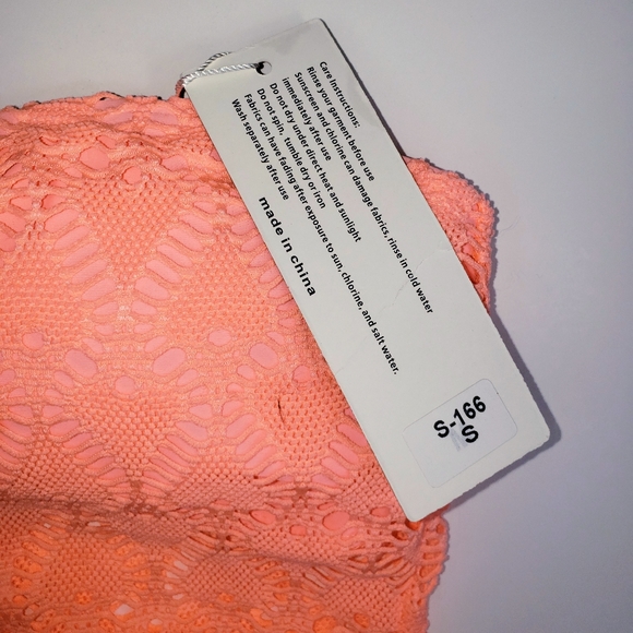 STYLISH Crochet Swimsuit - Picture 6 of 9